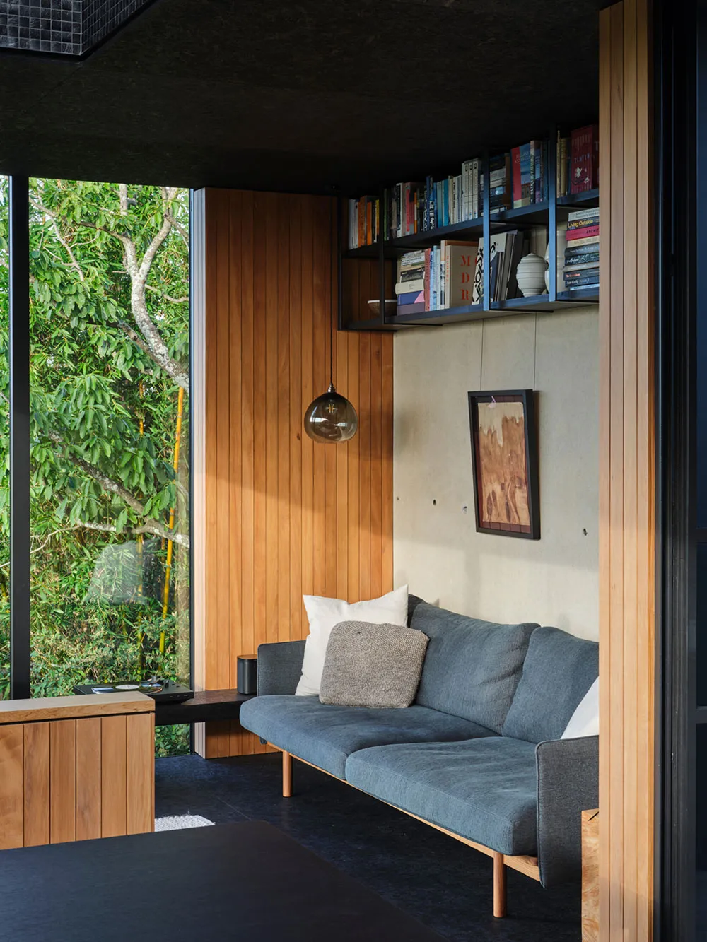 Kleines modernes Haus auf einem Hügel in Neuseeland - Gallery image 11