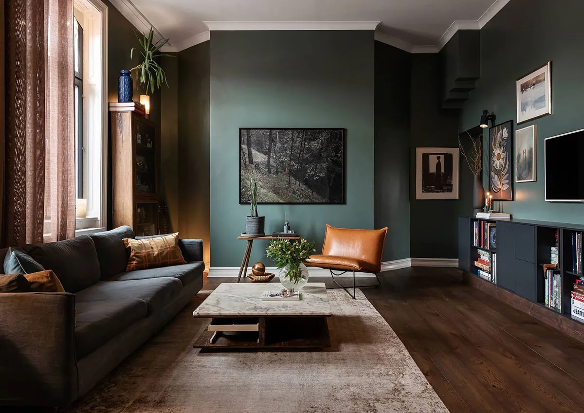 Atmospheric Gamma and Interesting Wall Decor in Swedish Apartment Design - Gallery image 2