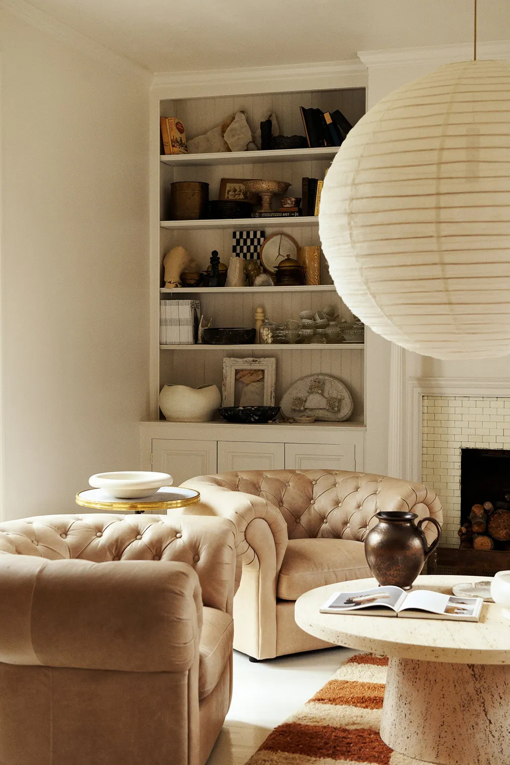 Beauty of Vintage Decor and White Tones in the Design of a Historic Priest's House in the USA - 7