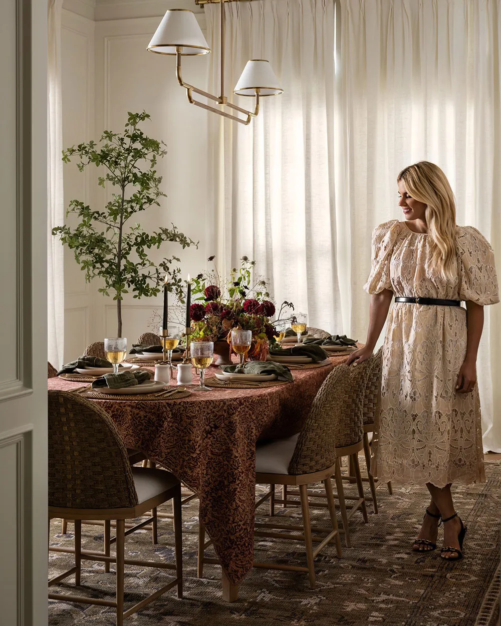 Un merveilleux Noël intemporel par Studio McGee - Gallery image 7