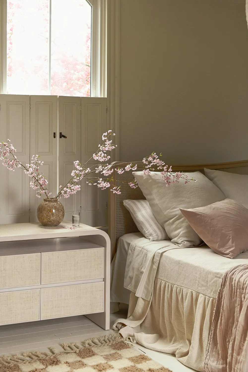 Beauty of Vintage Decor and White Tones in the Design of a Historic Priest's House in the USA - 29