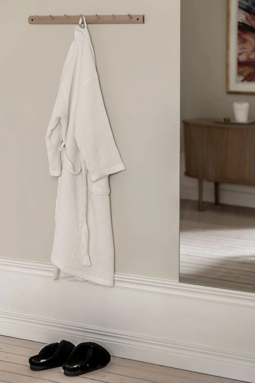 Стильная деревянная кухня и мягкая цветовая гамма: красивая квартира в Гётеборге (91 кв. м) - Gallery image 18