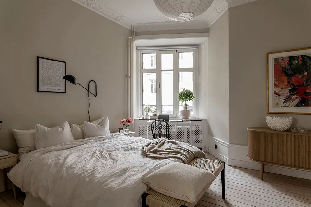 Стильная деревянная кухня и мягкая цветовая гамма: красивая квартира в Гётеборге (91 кв. м) - Gallery image 16