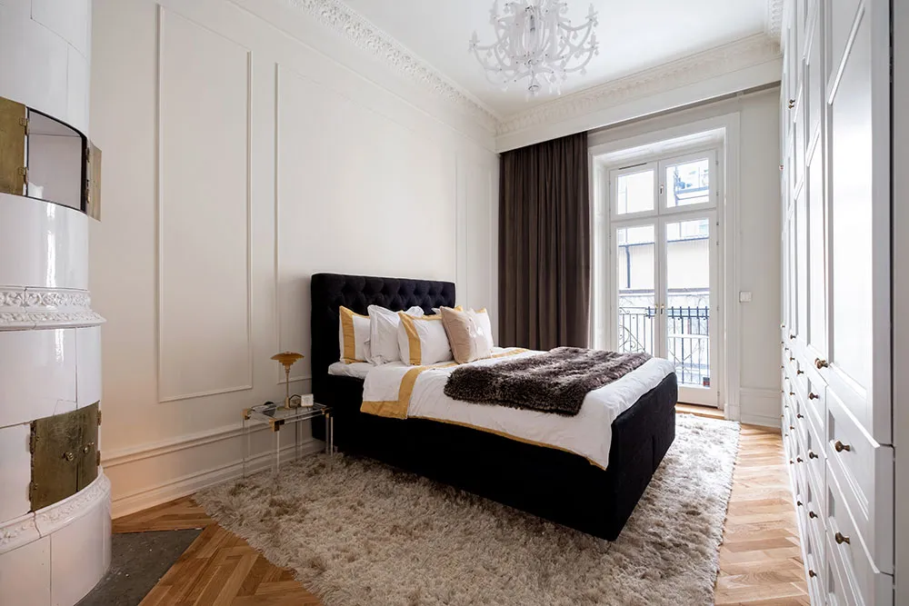 Techo pintado y ricura de molduras: la clásica moderna sueca - Gallery image 15