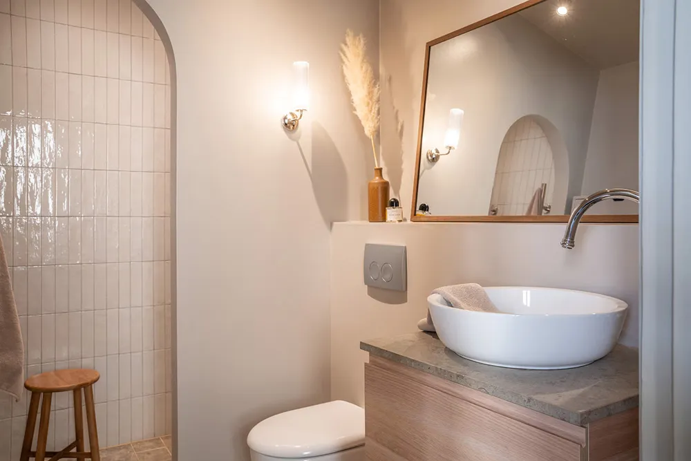 Natural Light and Soft Palette: The Quiet Beauty of Scandinavian Interior - Gallery image 22