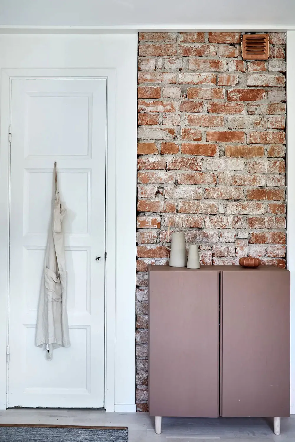 Светлая современная дача с бассейном в старом коттедже в Швеции - Gallery image 15