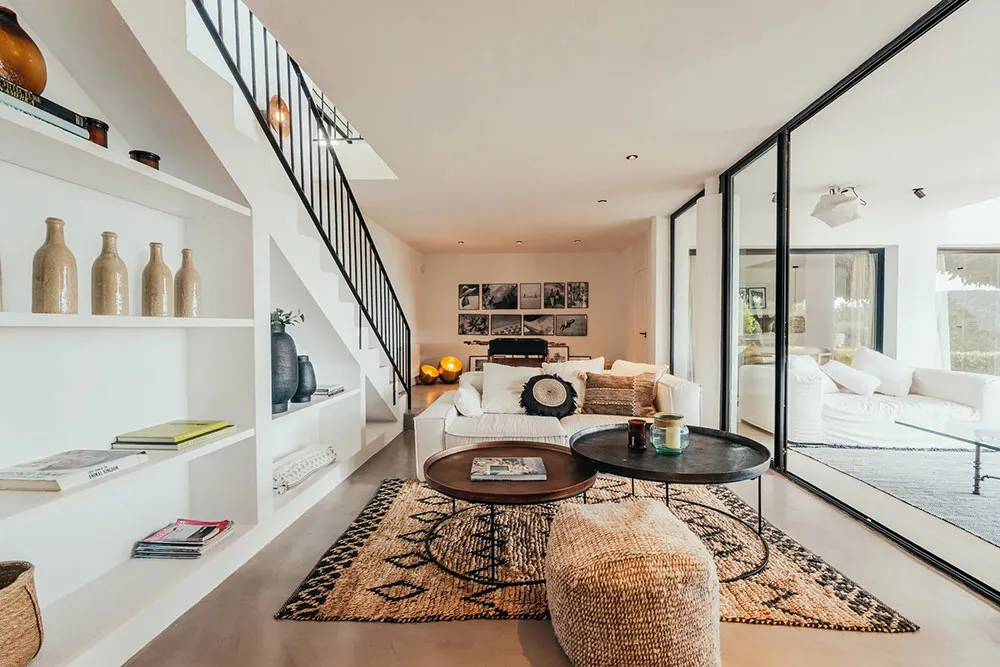 Vue moderne sur la finca traditionnelle sur l'île d'Ibiza - Gallery image 2