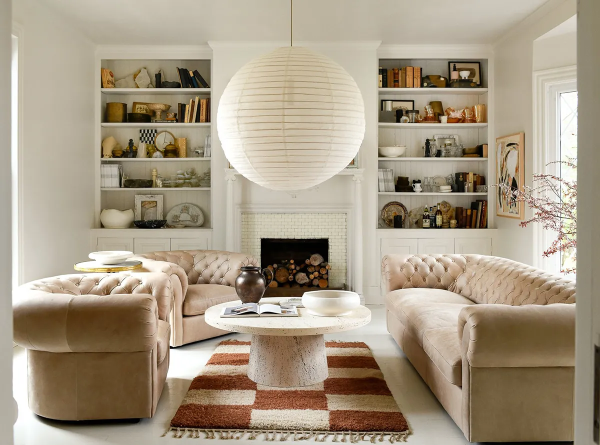 Beauty of Vintage Decor and White Tones in the Design of a Historic Priest's House in the USA - 8