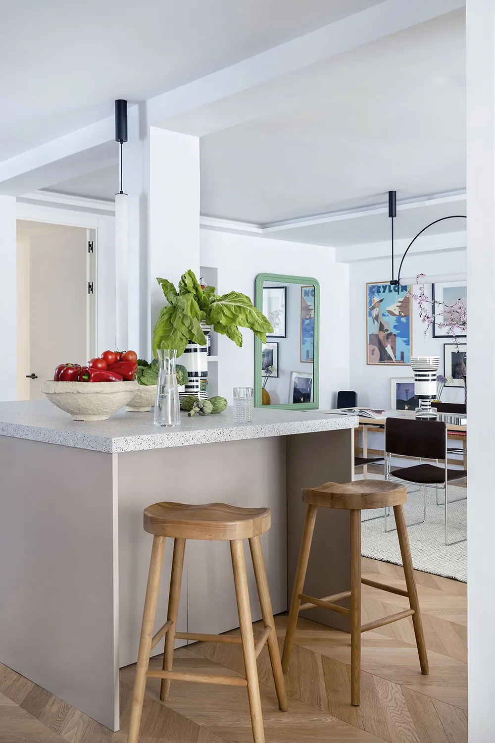 Interior brillante con notas frescas en Madrid - Gallery image 4