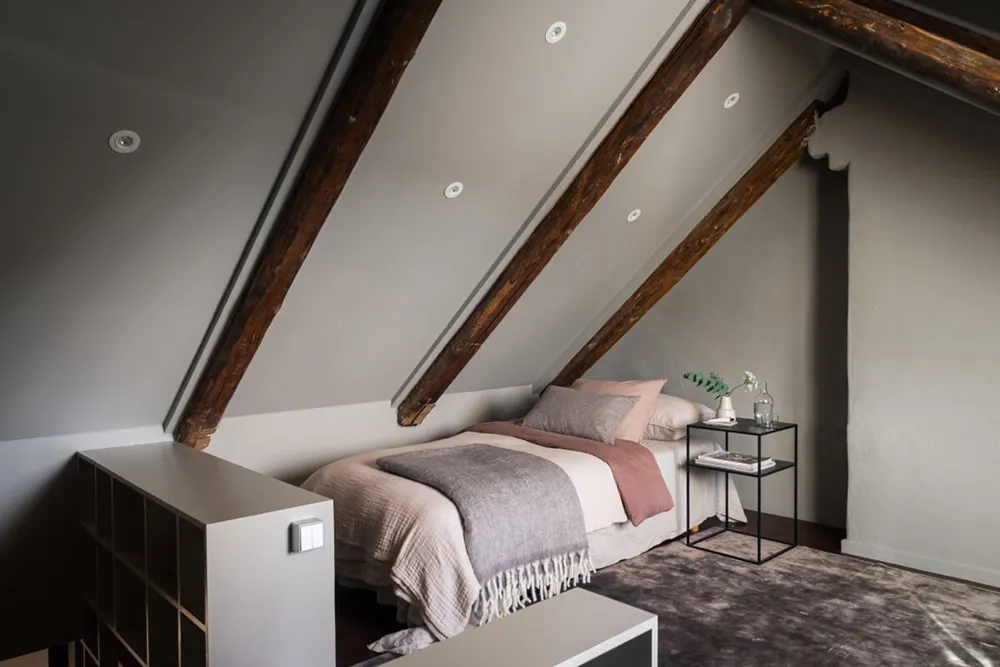 Luxury Interior of a Mansard Apartment in Stockholm - Gallery image 25