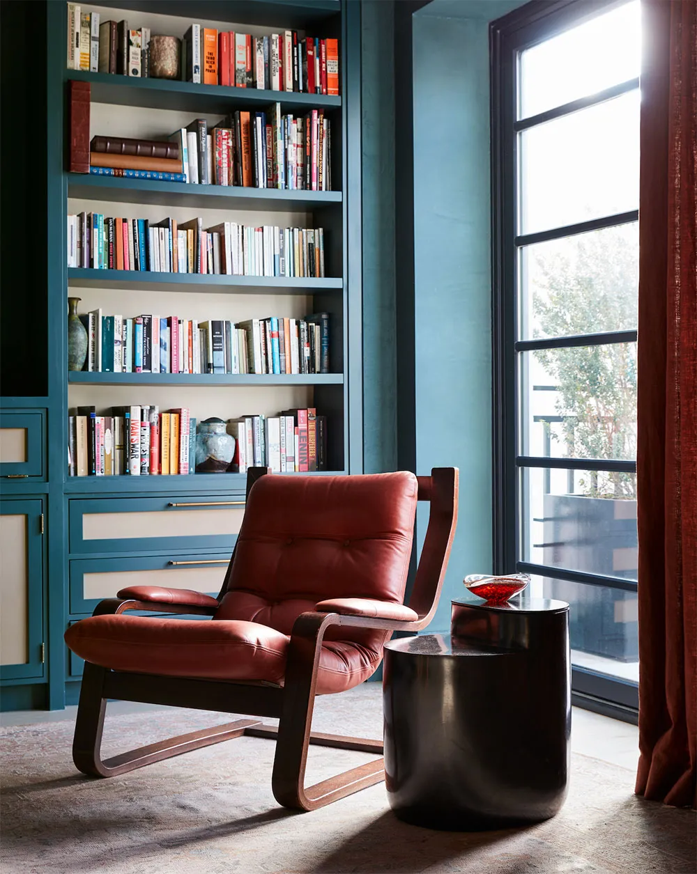 Earth and Water: Townhouse Interior in Unusual Color Palette in Brooklyn - Gallery image 3