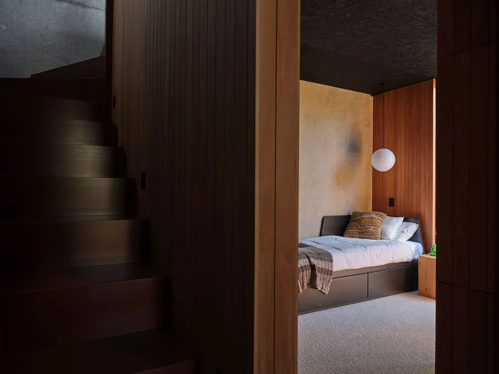 Kleines modernes Haus auf einem Hügel in Neuseeland - Gallery image 16