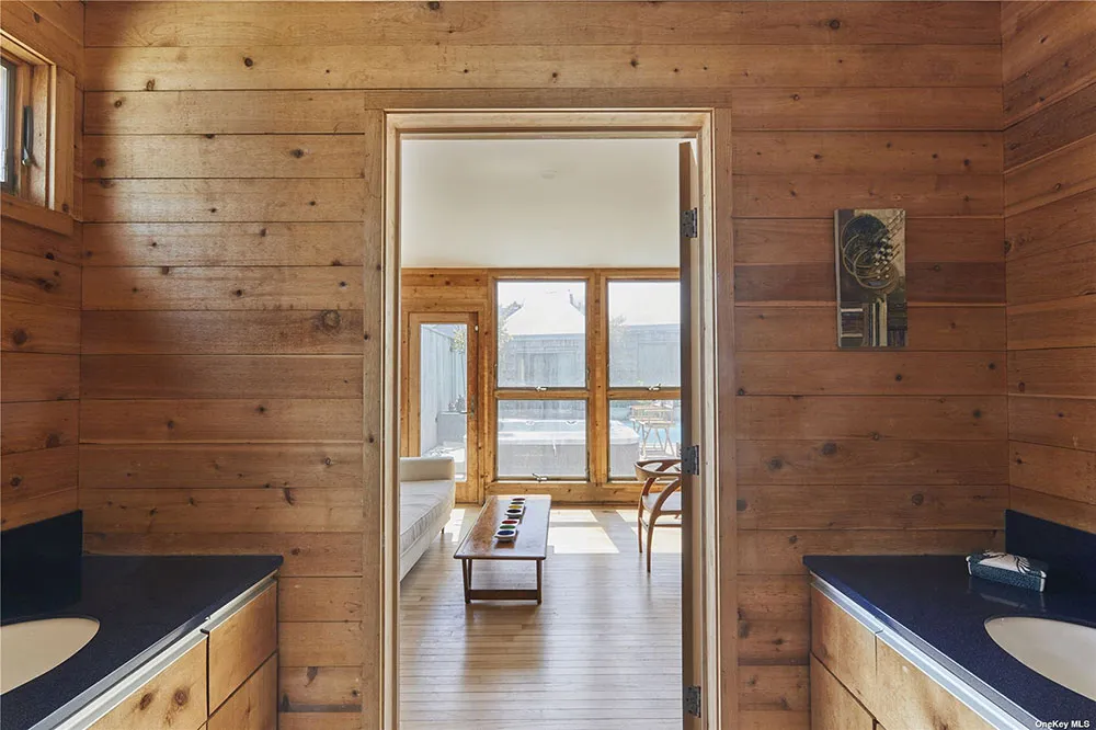 Уникальный дом в форме пирамиды на острове Файр-Айленд в штате Нью-Йорк - Gallery image 11