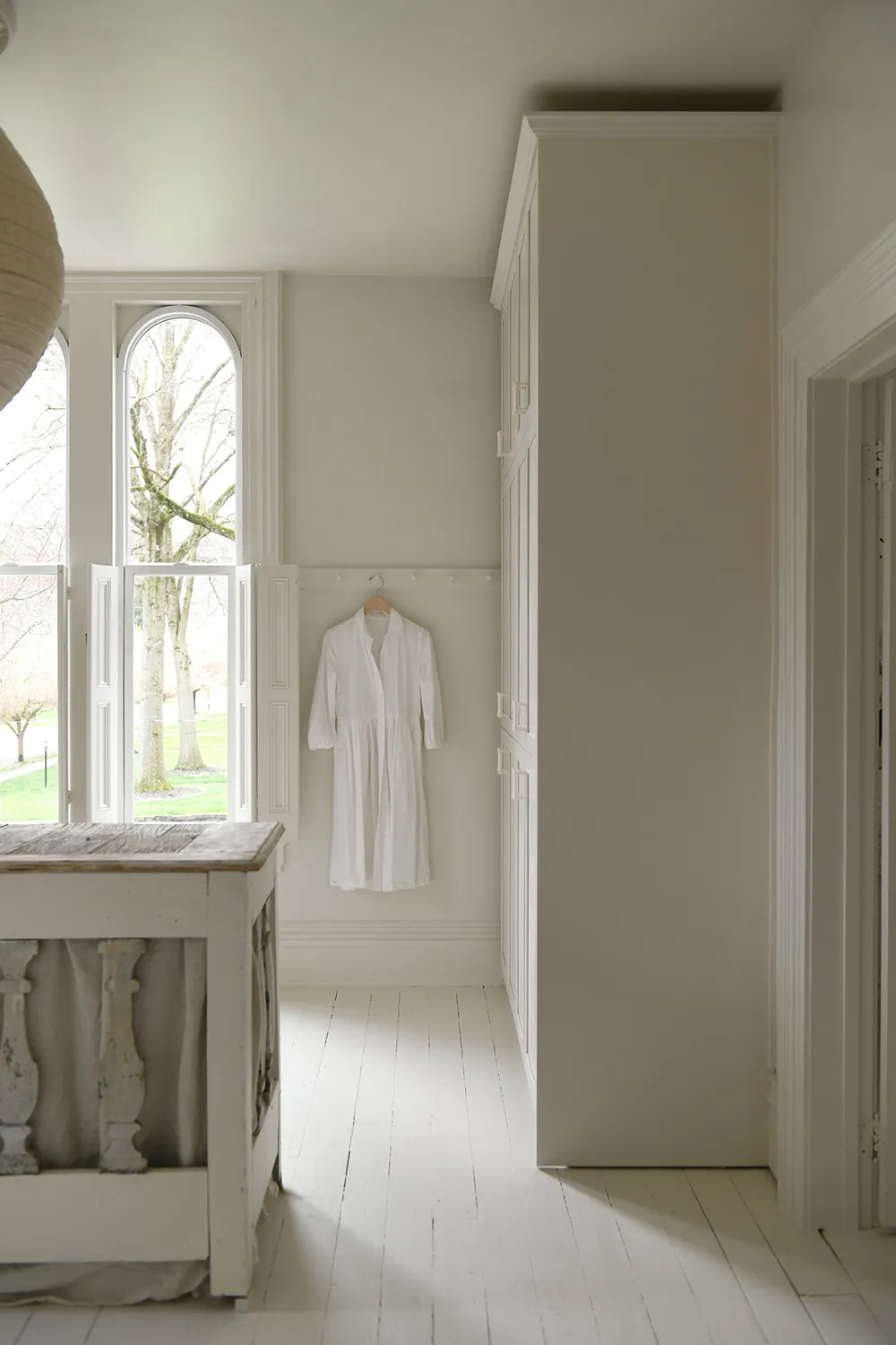 Beauty of Vintage Decor and White Tones in the Design of a Historic Priest's House in the USA - 33