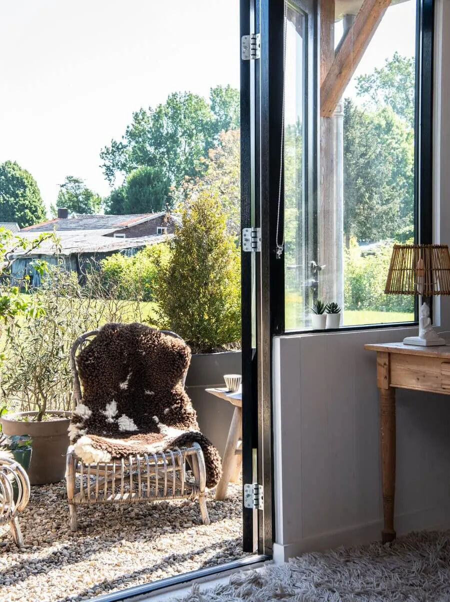 Уютный маленький дом из переработанной древесины в Нидерландах (35 кв. м) - Gallery image 9