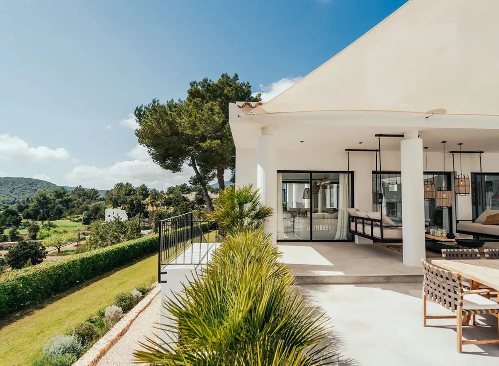 Vue moderne sur la finca traditionnelle sur l'île d'Ibiza - Gallery image 4