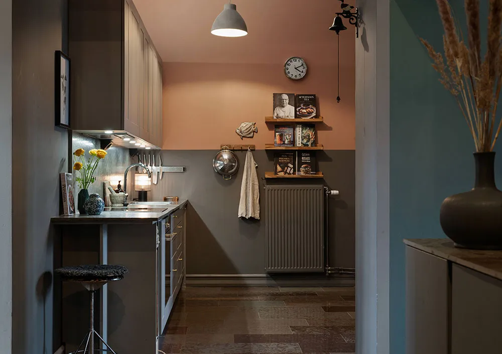 Atmospheric Gamma and Interesting Wall Decor in Swedish Apartment Design - Gallery image 13