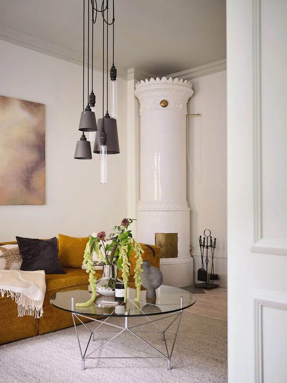 Légères touches pastel et mansarde : appartement à deux niveaux en Suède - Gallery image 15