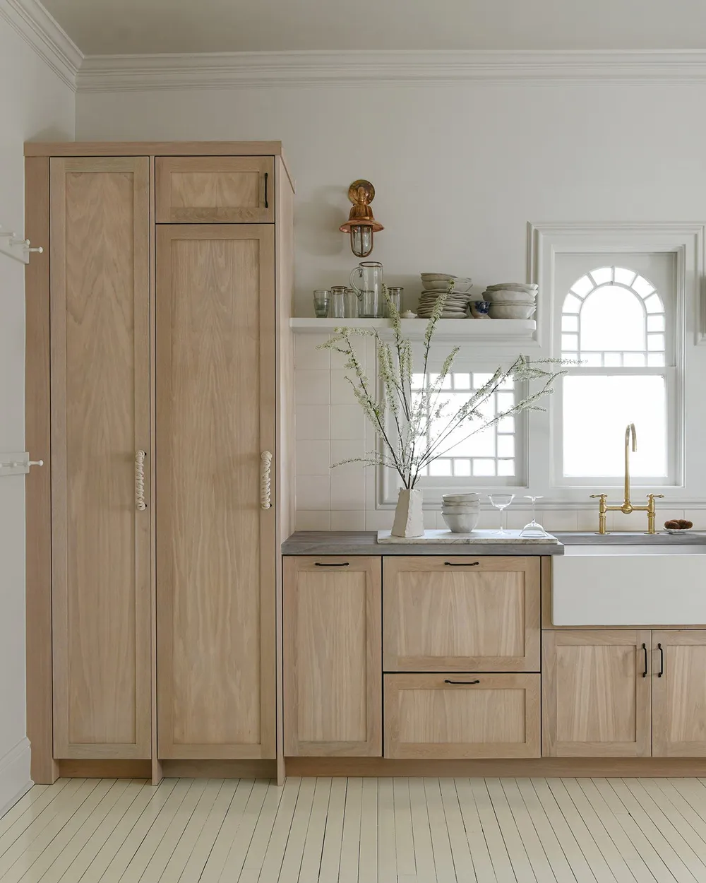 Beauty of Vintage Decor and White Tones in the Design of a Historic Priest's House in the USA - 9