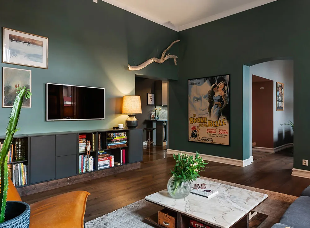 Atmospheric Gamma and Interesting Wall Decor in Swedish Apartment Design - Gallery image 4