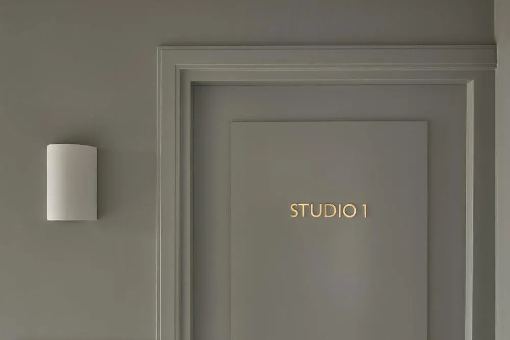 Minimalismo holandés: boutique hotel Benedict Noordwijk en los suburbios de Ámsterdam - Gallery image 17