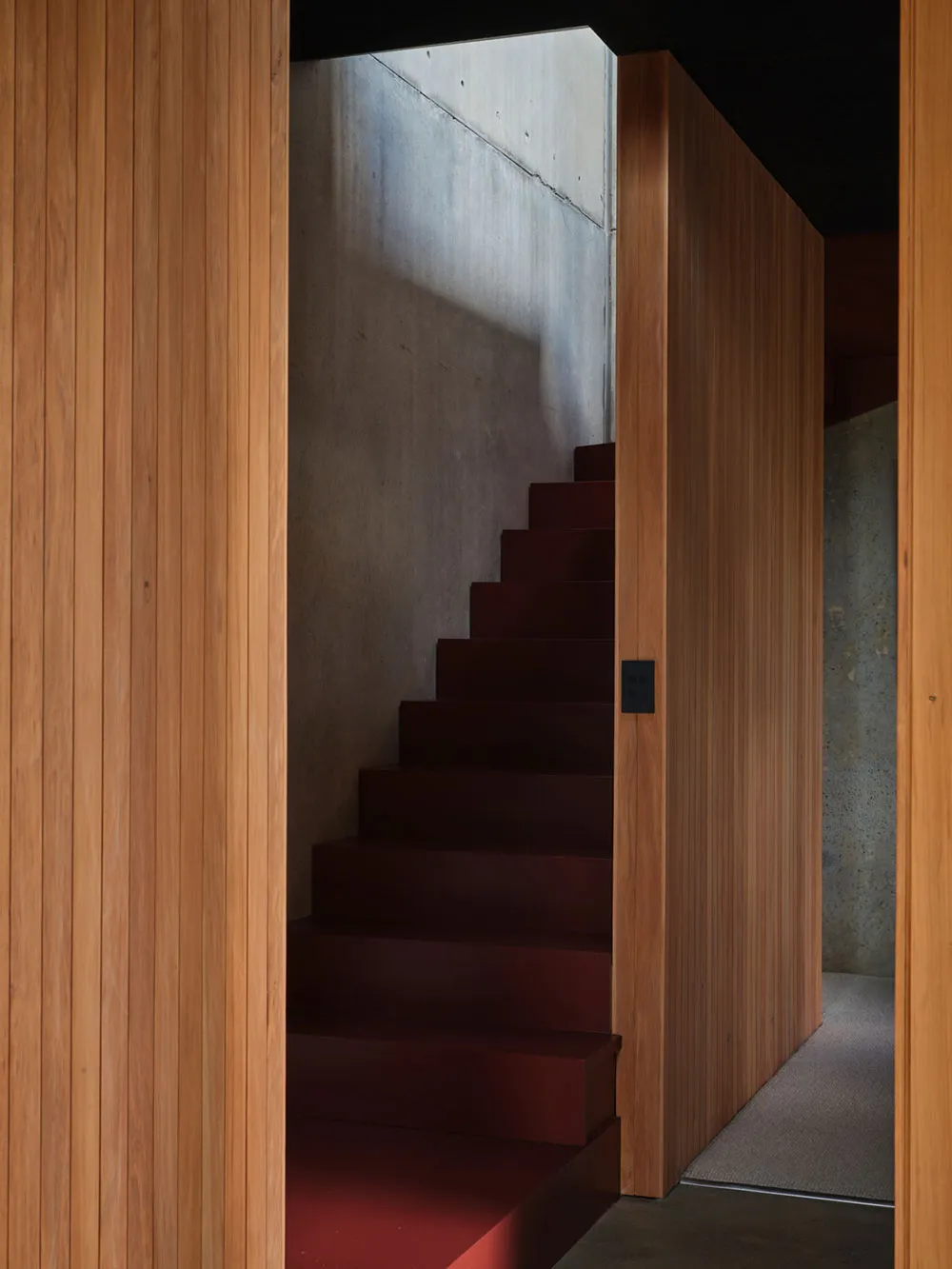 Kleines modernes Haus auf einem Hügel in Neuseeland - Gallery image 5