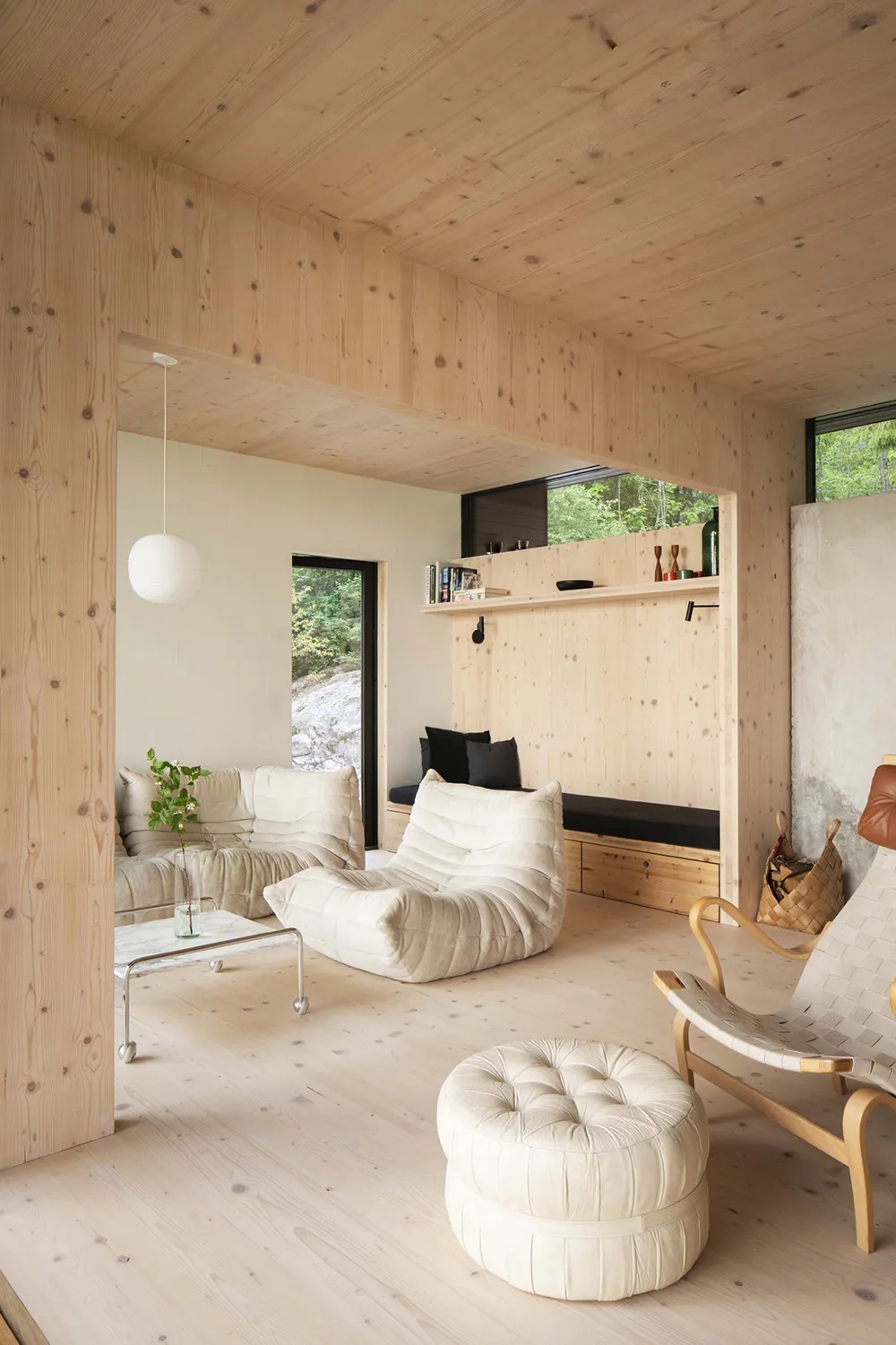 Comfort and Respect for Nature: Modern Forest House in Sweden - Gallery image 1