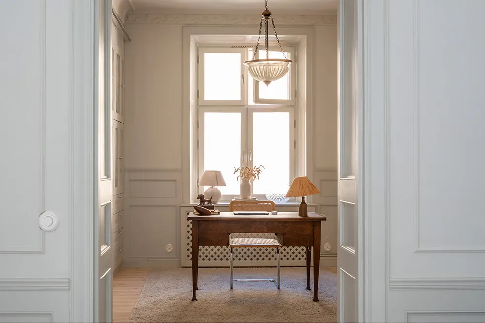 Natural Light and Soft Palette: The Quiet Beauty of Scandinavian Interior - Gallery image 14