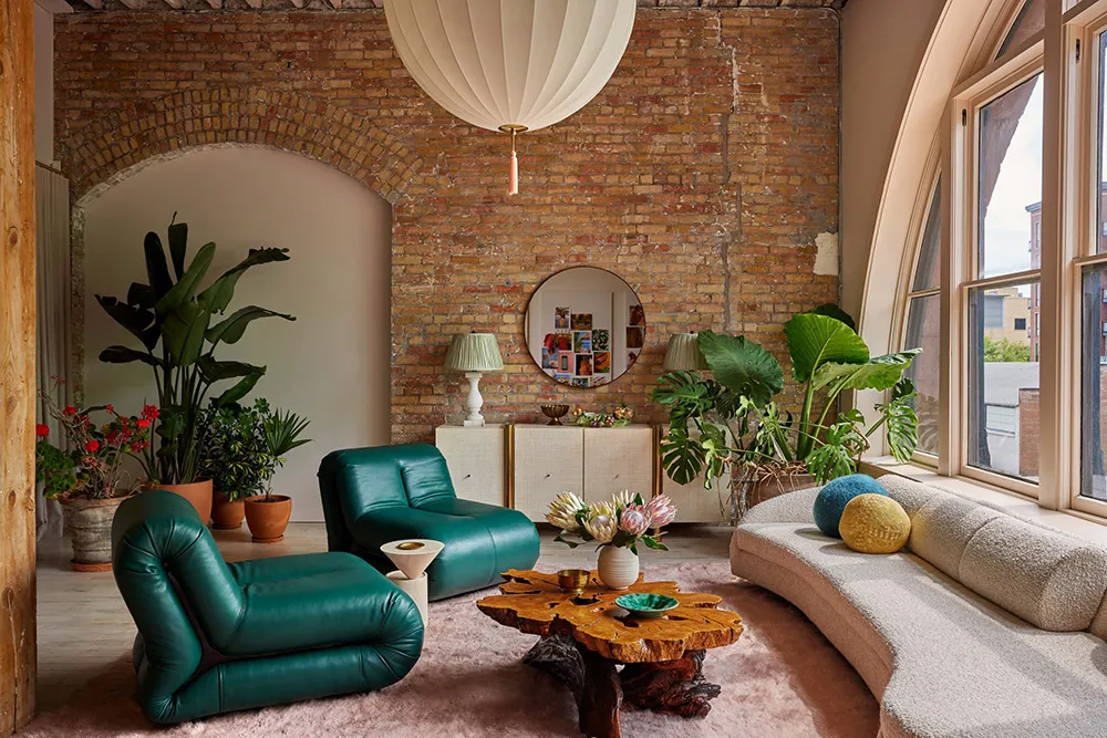 Impressive Interior of a Cozy Office and Showroom in Minnesota - Gallery image 7