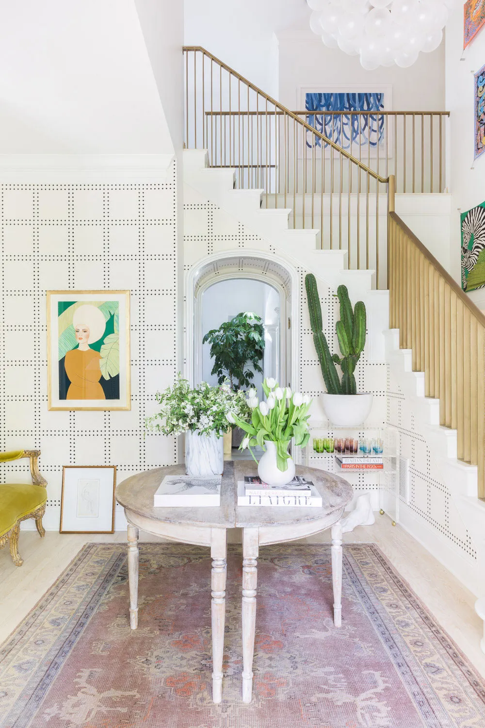 Teintes printanières et motifs géométriques : intérieur agréable au Tennessee - Gallery image 8