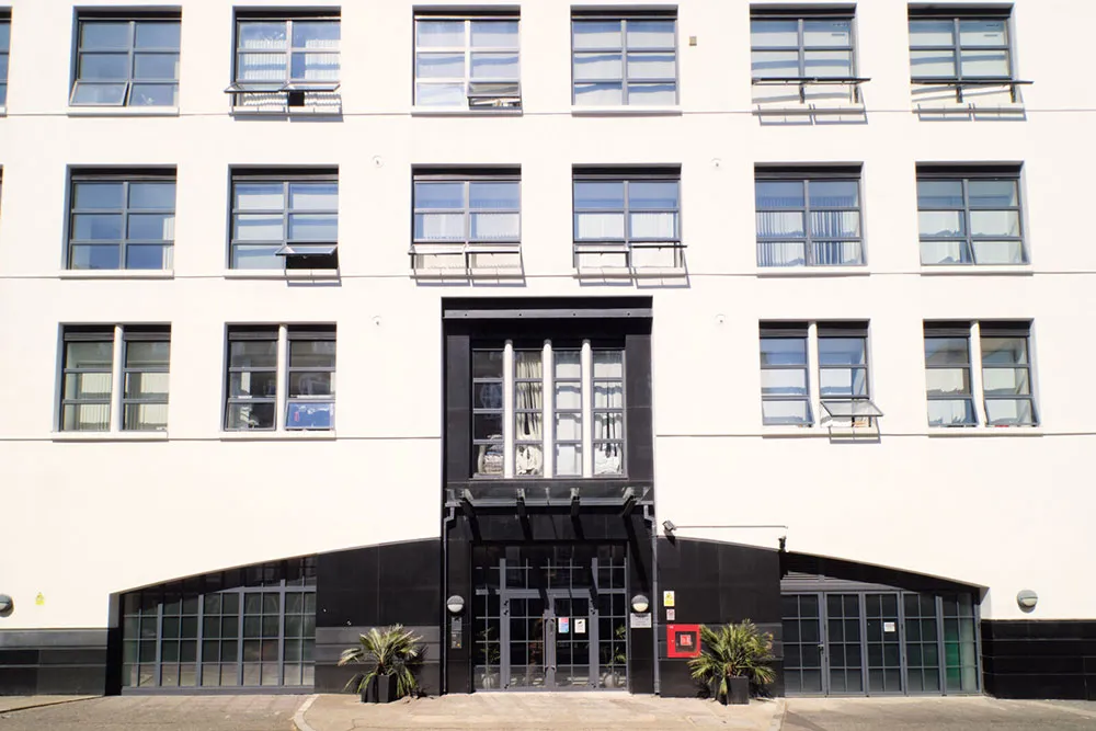 Interior industrial en toda su belleza: loft en Londres - Gallery image 16