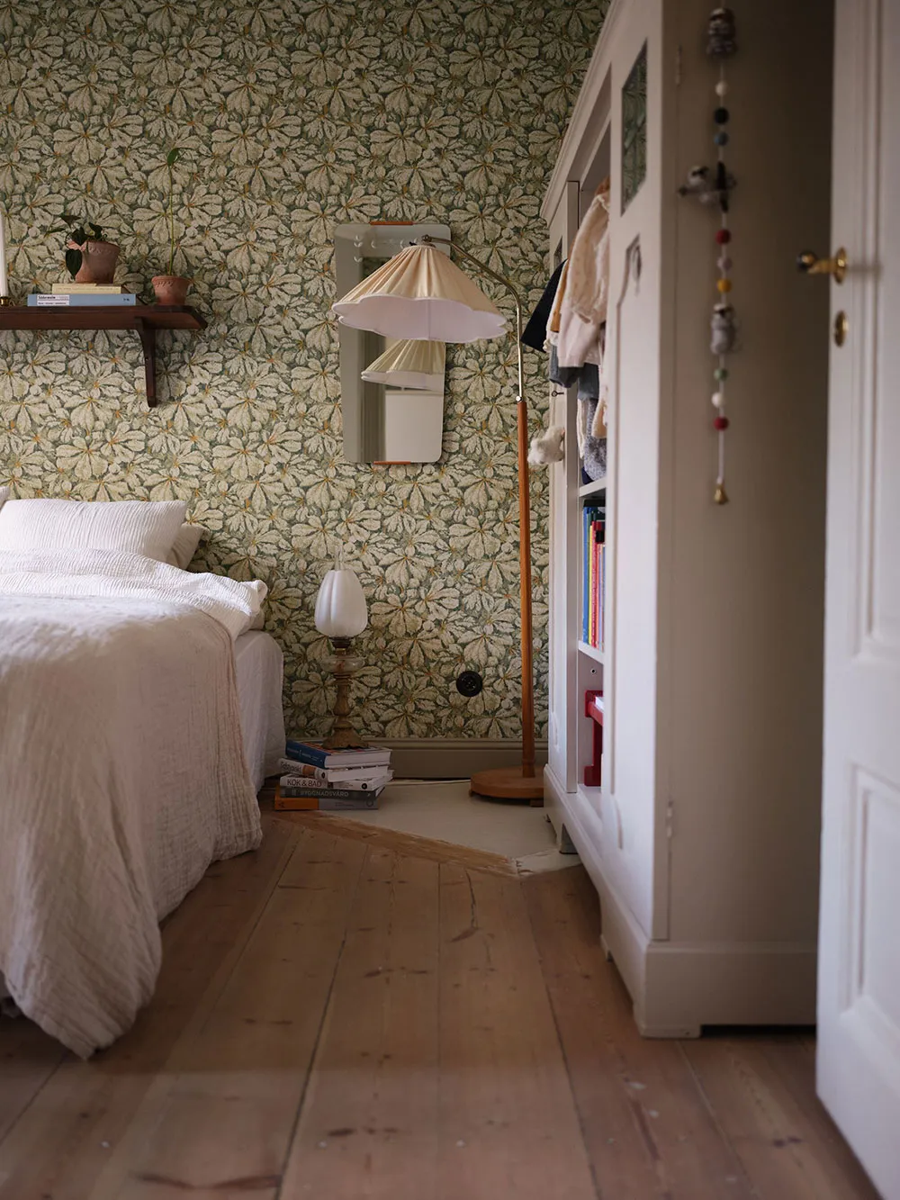 Petite appartement aux accents nostalgiques dans le décor (40 m²) - Gallery image 9