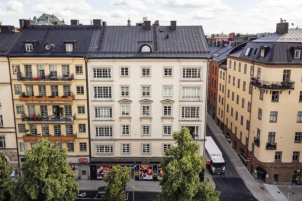 Светлая квартира в Стокгольме с роскошным французским окном - Gallery image 18