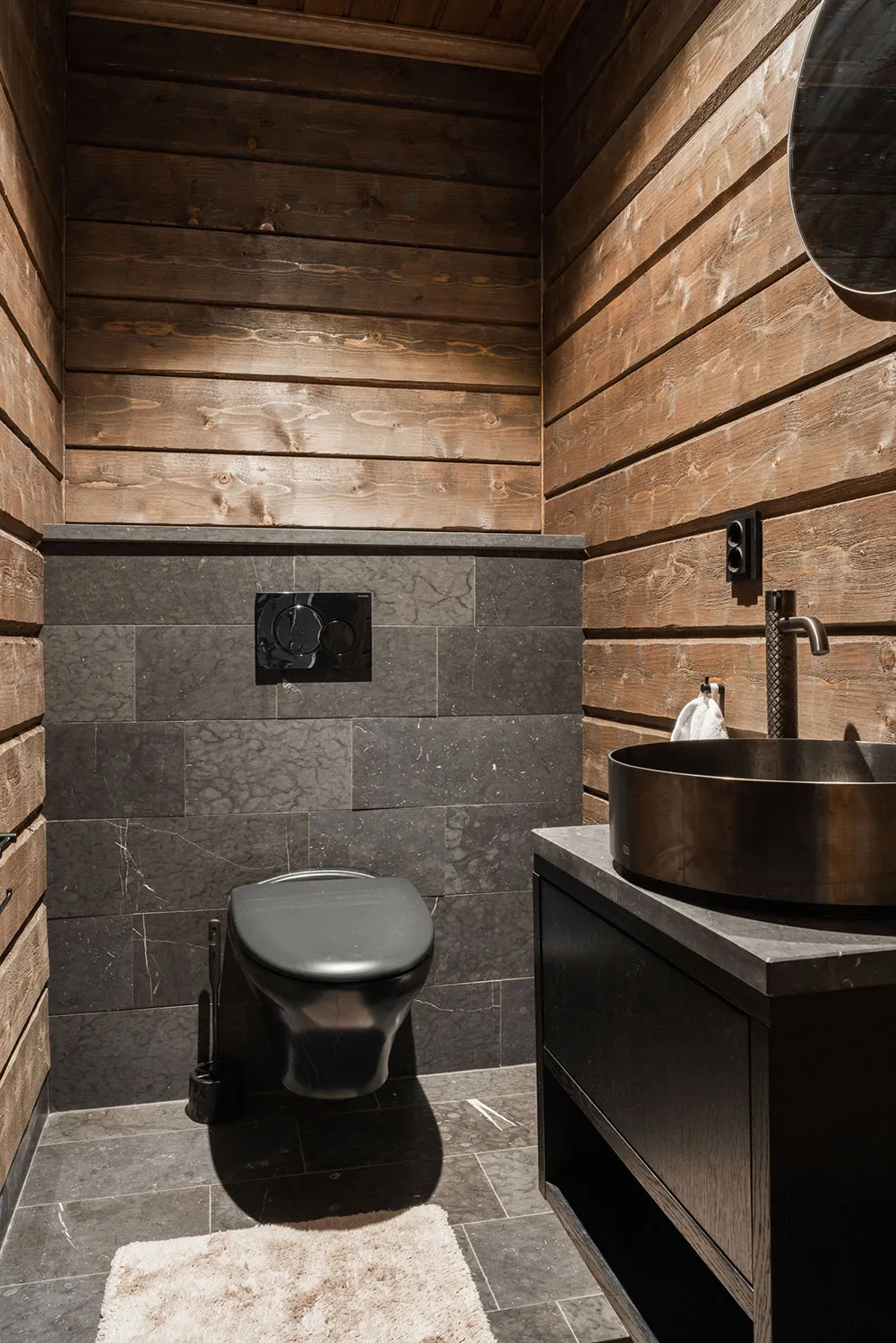 Elegant Design of Cozy Mountain Chalet in Sweden - Gallery image 30