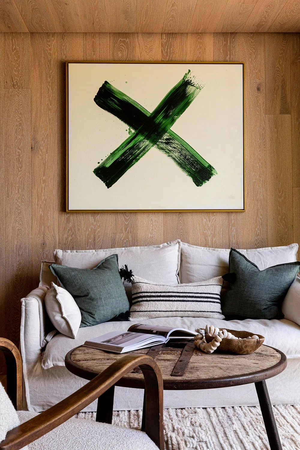 Beauty of Rough Wood and Brick: Cozy Barn in England - Gallery image 20