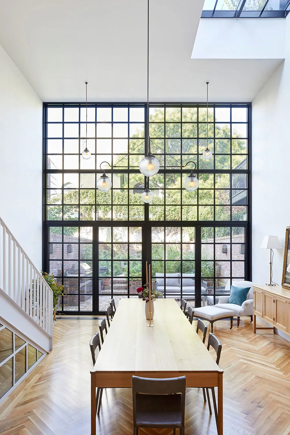 Segundo luz y elegantes ventanas industriales en el diseño de un townhouse en Brooklyn - Gallery image 10