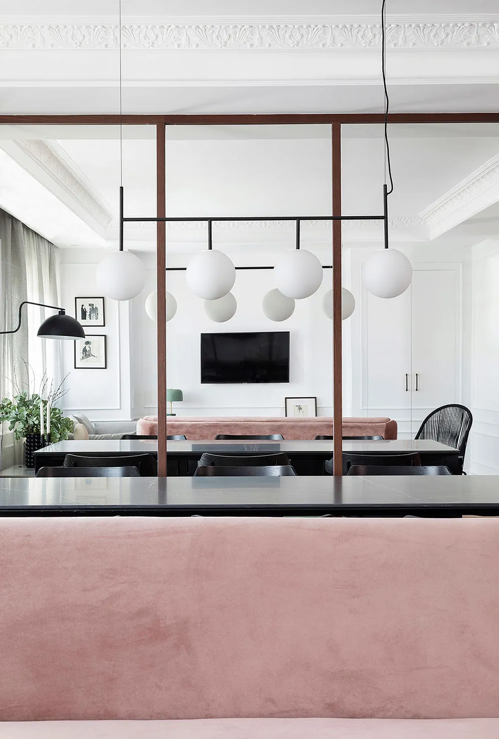 Elegante estilo mid-century en el diseño de un apartamento en Barcelona - Gallery image 20