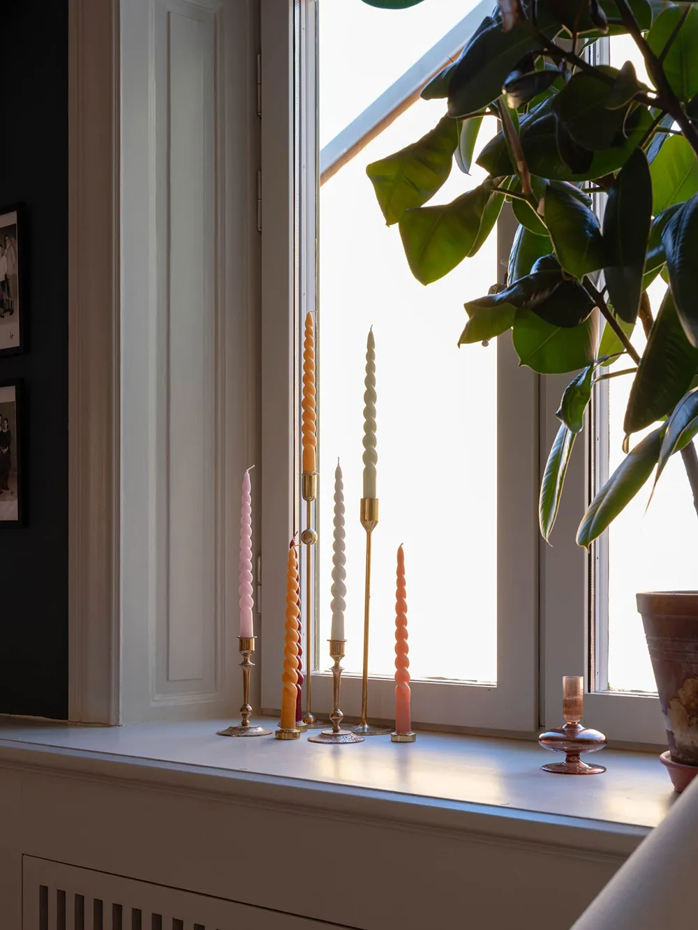 Atmosphärische Wohnzimmer und rosa Schlafzimmer: Wohnung in Stockholm (83 qm) - 5