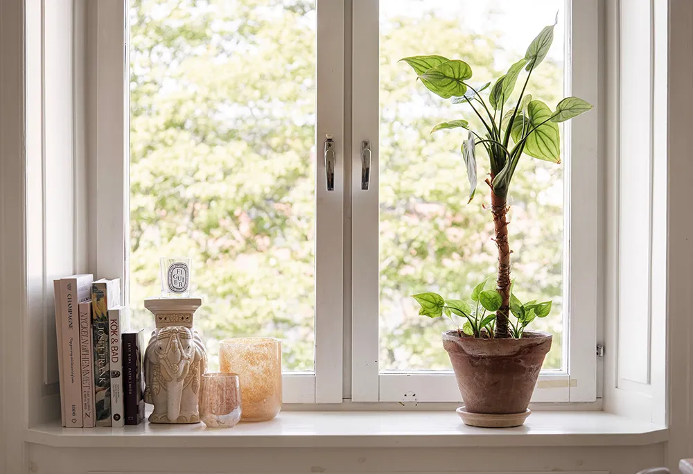 Teintes agréables de jaune dans un appartement scandinave lumineux (66 m²) - Gallery image 12