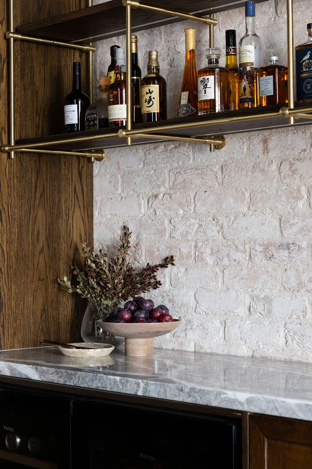 Weißer Backstein und grüne Akzente: Frischer Design-Stil eines Hauses in Sydney - Gallery image 14