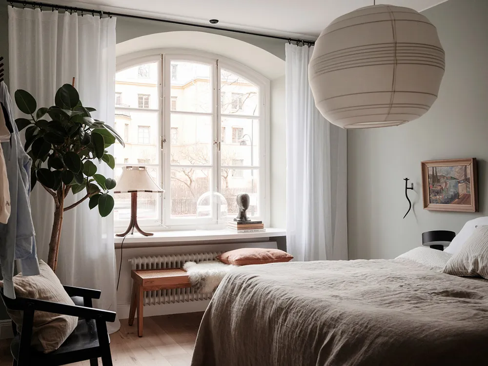 Приємний нейтральний інтер'єр у Швеції з теплими деталями (84 кв. м) - Gallery image 15