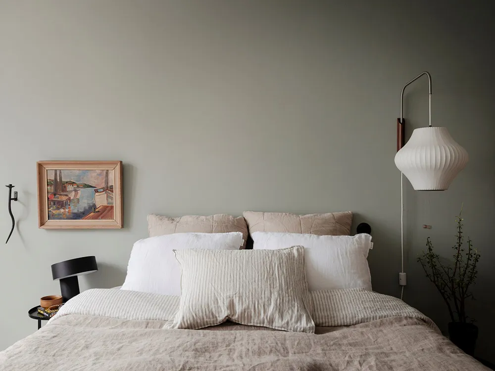 Приємний нейтральний інтер'єр у Швеції з теплими деталями (84 кв. м) - Gallery image 19