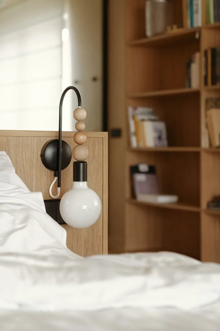 Тёплый современный дизайн с видом на 1000 лет истории: квартира в Гданьске - Gallery image 17