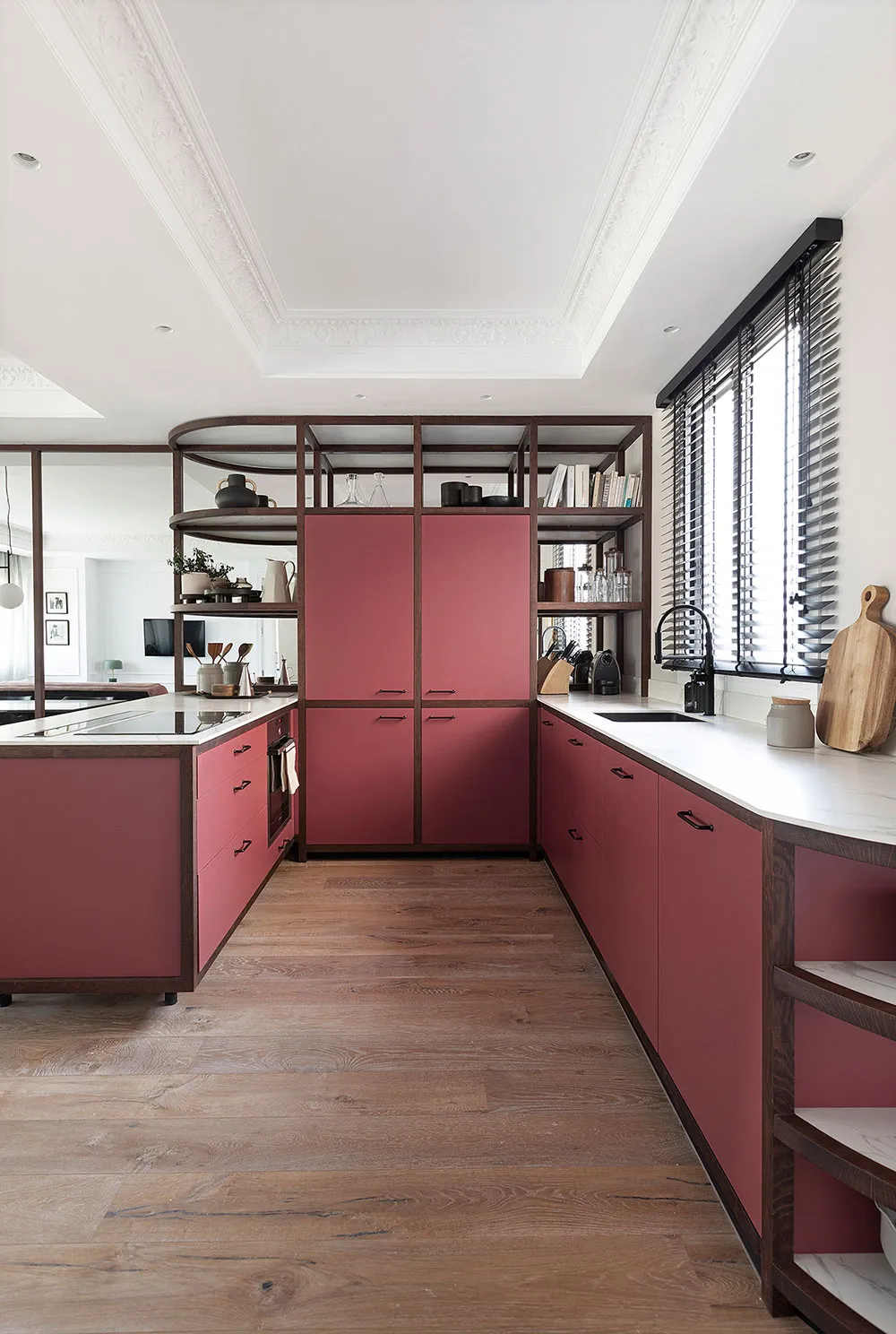 Elegante estilo mid-century en el diseño de un apartamento en Barcelona - Gallery image 5