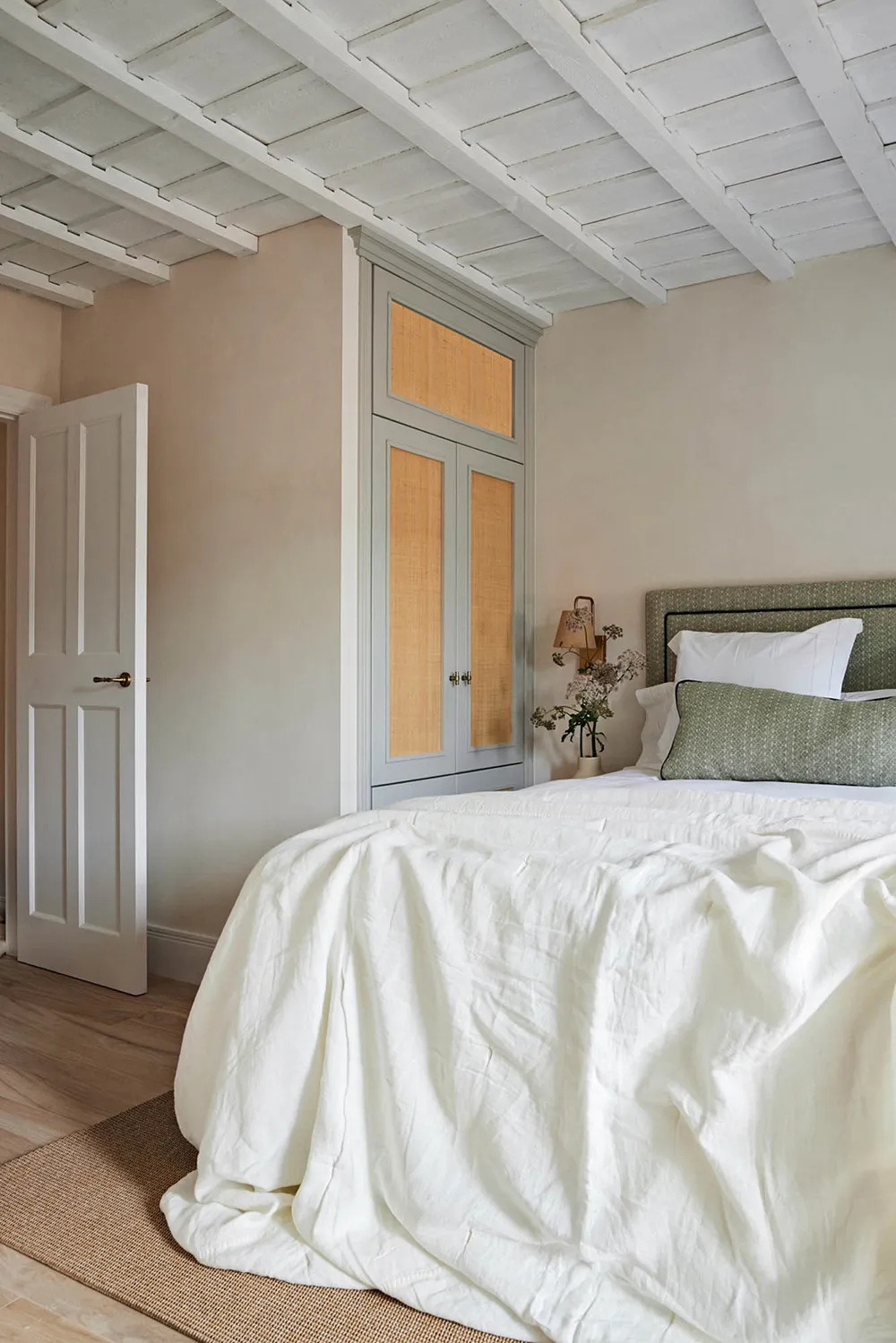 Urocze odświeżenie starożytnego kamiennego domu na północy Hiszpanii - Gallery image 13