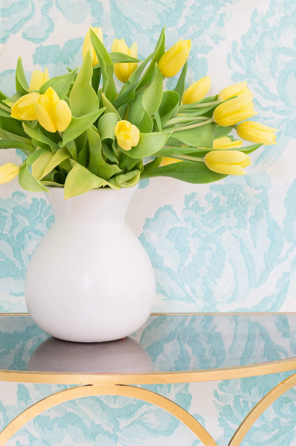 Teintes printanières et motifs géométriques : intérieur agréable au Tennessee - Gallery image 25