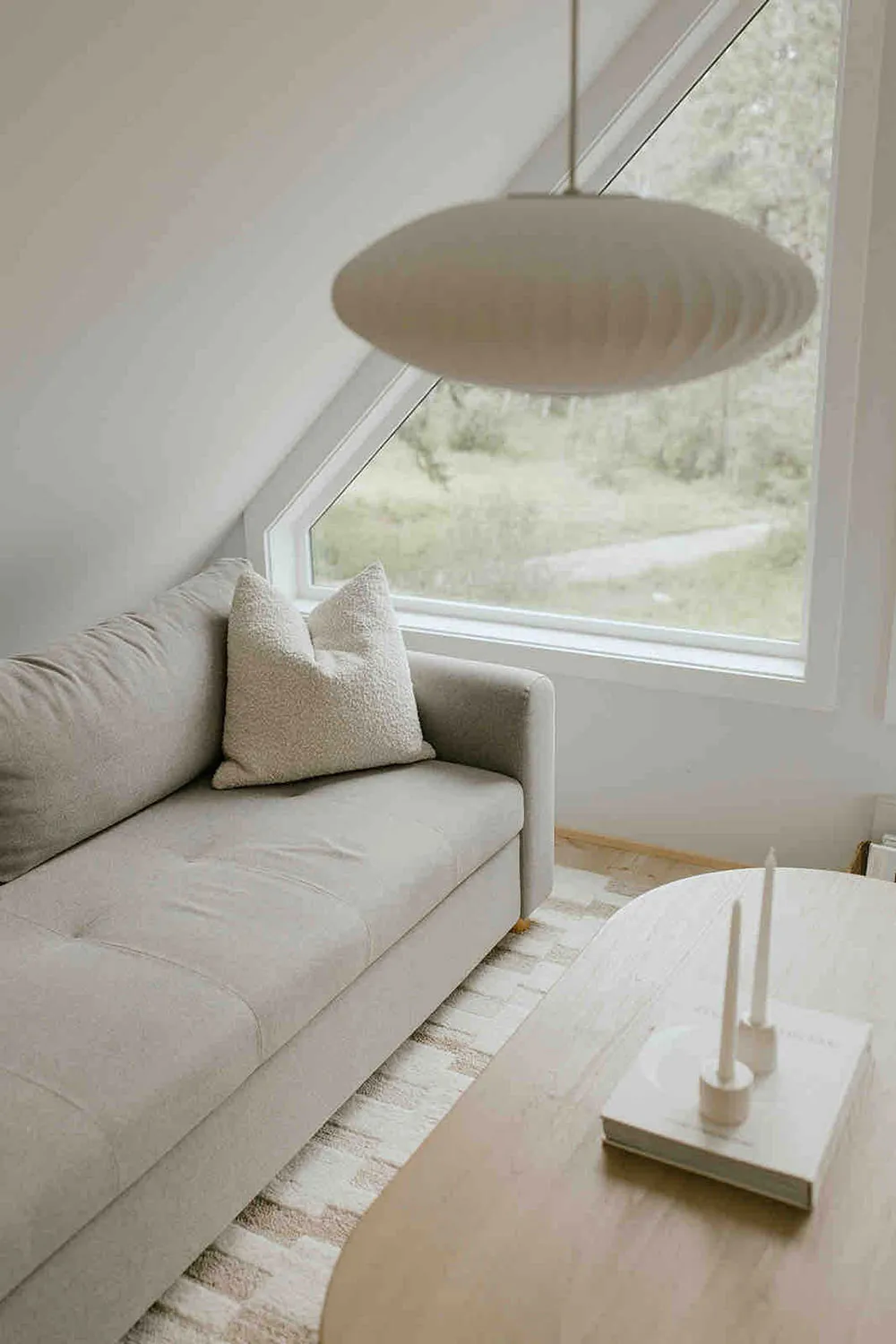 आधुनिक जंगली कैबिन वीकेंड के लिए किराये पर उपलब्ध है। - Gallery image 10