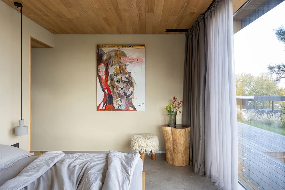 Теплий сучасний інтер'єр біля Дніпра - Gallery image 18