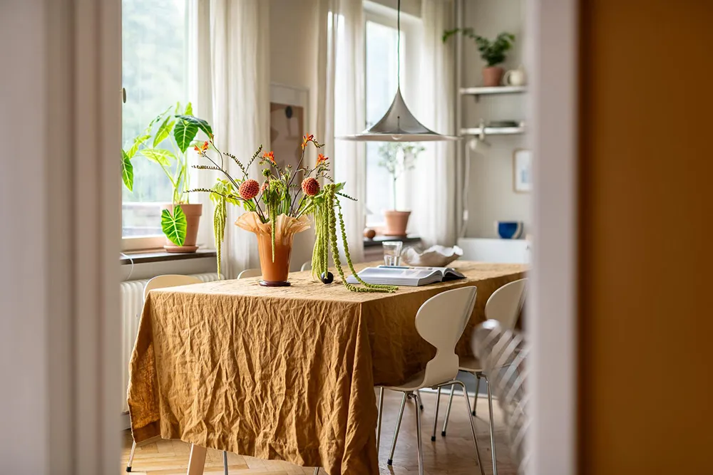 Acentes cálidos de terracota y otros en el diseño de un apartamento pequeño (49 m²) - Gallery image 15