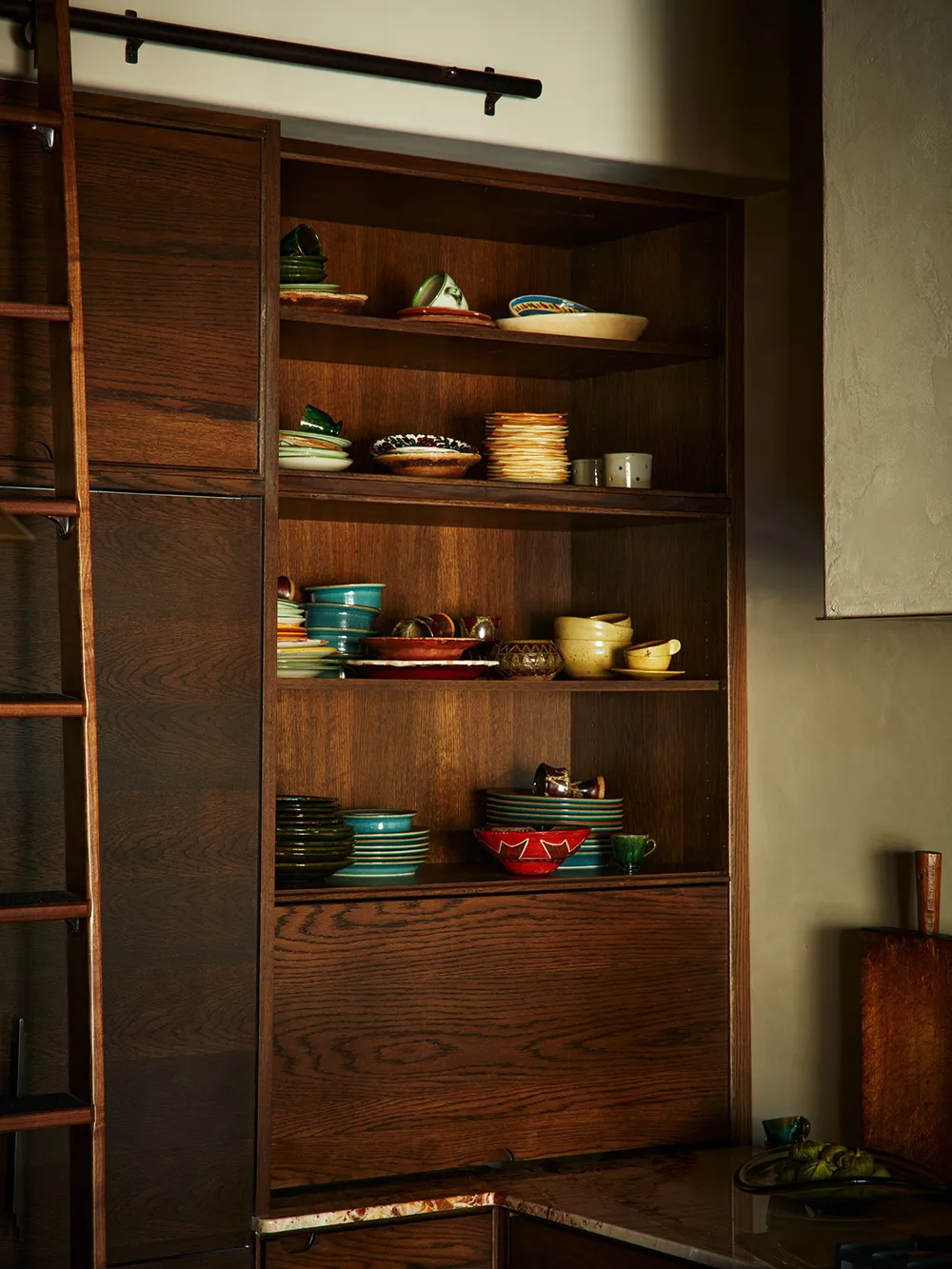 Eclectic Interior of a Log Cabin House in Colorado Mountains - Gallery image 3